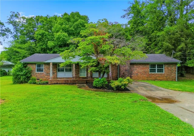 1st image of 138 Parker Rd, Jasper, GA 30143 | MLS# 7785490