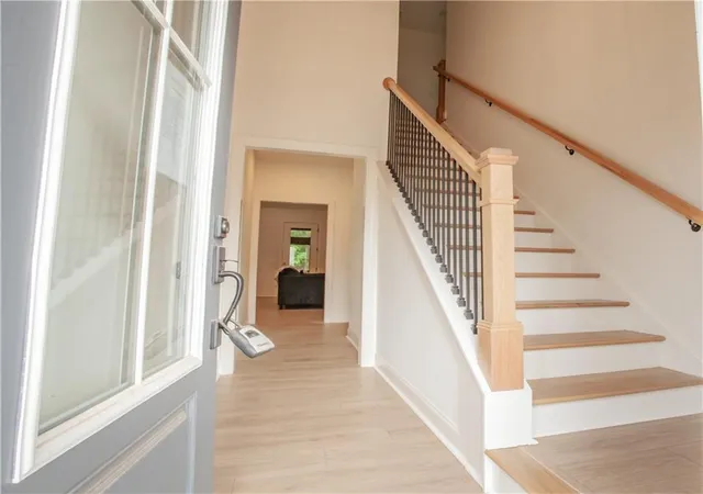 2nd image of 334 Maple View Dr, Carrollton, GA 30117 | MLS# 7602774
