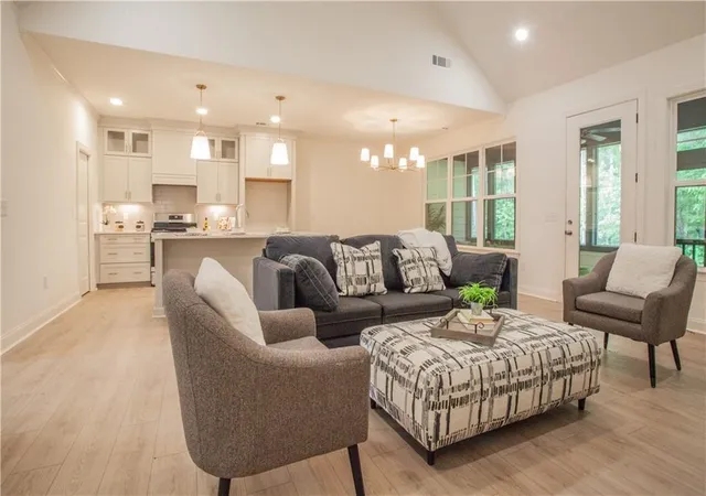 5th image of 334 Maple View Dr, Carrollton, GA 30117 | MLS# 7602774