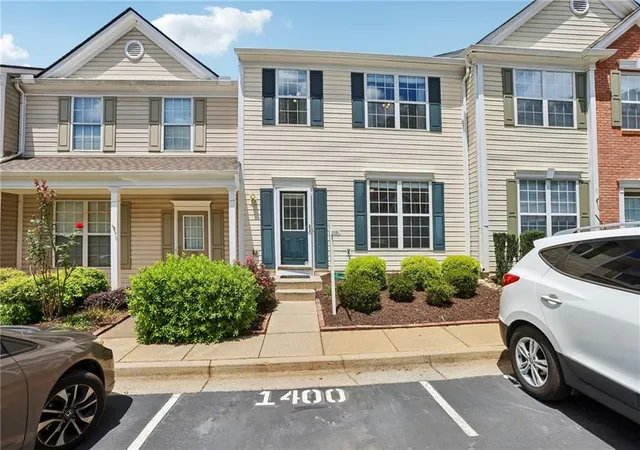 Homes for sale in Alpharetta, GA | 1400 Kilmington Ct, Alpharetta, GA 30009 | MLS# 7790900