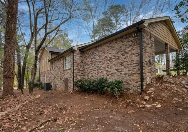 Homes for sale in Stone Mountain, GA | 1481 Smokehouse Ln, Stone Mountain, GA 30088 | MLS# 7778530