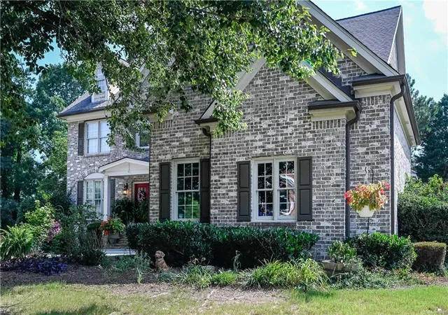 Photo 3 of Single family home for sale at 958 Wood Duck Ct, Snellville, GA 30078 | MLS# 7800899 | Listing updated on 2026-08-18