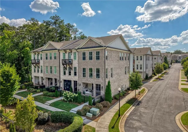 Photo 2 of Sale Pending at 544 Clover Ln, Alpharetta, GA 30009 | MLS# 7807354 | Listing updated on 2026-08-07