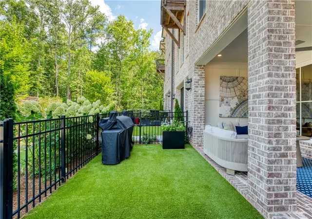 Photo 3 of Sale Pending at 544 Clover Ln, Alpharetta, GA 30009 | MLS# 7807354 | Listing updated on 2026-08-07