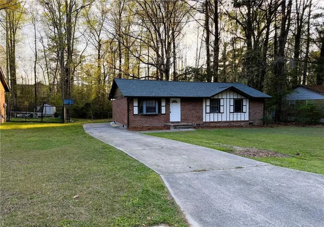image of 1345 Labelle St, Jonesboro, GA 30238 | MLS# 7815363