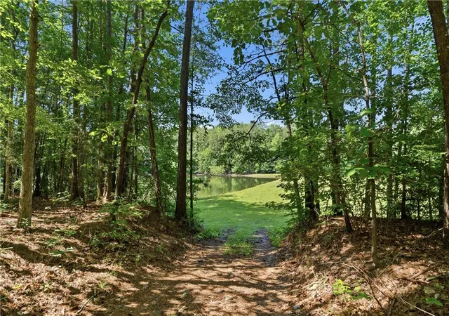 Photo 3 of Sale Pending at 460 Honey Crk Rd Se, Conyers, GA 30094 | MLS# 7789376 | Listing updated on 2026-08-25