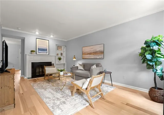 3rd image of 1105 Clairemont Ave #A, Decatur, GA 30030 | MLS# 7811584