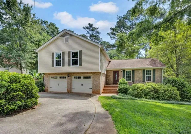 1st image of 2416 Fieldstone Dr, Conyers, GA 30013 | MLS# 7785860