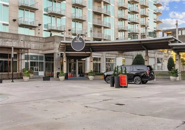 2nd image of 361 17Th St #1203, Atlanta, GA 30363 | MLS# 7803926