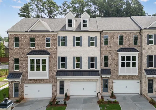 1st image of 2743 Hallwood Ln, Suwanee, GA 30024 | MLS# 7792381