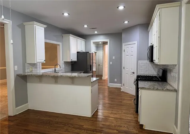 Photo 3 of Sale Pending at 75 Wentworth Way, Newnan, GA 30265 | MLS# 7788904 | Listing updated on 2026-10-03