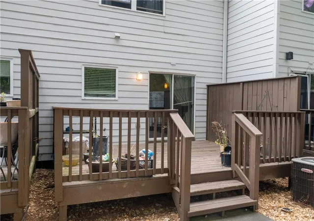 Photo 2 of Townhouse for sale at 1060 Liberty Pkwy NW #413, Atlanta, GA 30318 | MLS# 7779207 | Listing updated on 2026-07-11