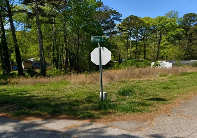 Photo 1 of Sale Pending at 1377 Poplar St, Stockbridge, GA 30281 | MLS# 7821475 | Listing updated on 2026-09-09