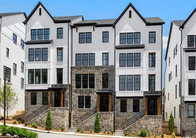 Photo 2 of Sale Pending at 2002 Sinclair Way, Alpharetta, GA 30009 | MLS# 7771990 | Listing updated on 2026-09-14