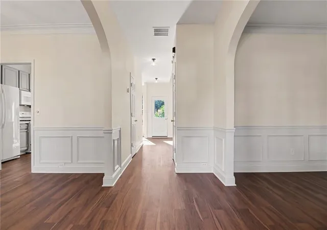Photo 4 of Single family home for sale at 3060 Winston Terrace Ct, Alpharetta, GA 30009 | MLS# 7828055 | Listing updated on 2026-08-29