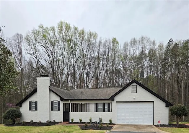 Single family home for sale at 1012 Highway 332, Pendergrass, GA 30567 | MLS# 7860022 | Listing updated on 2026-10-28