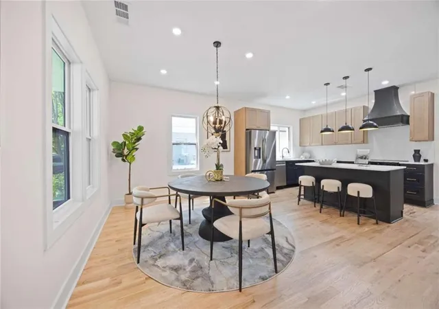 3rd image of 1655 Westwood Ave Sw, Atlanta, GA 30310 | MLS# 7756614
