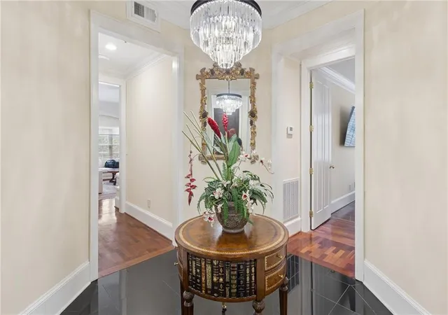 4th image of 77 Peachtree Pl Ne, Atlanta, GA 30309