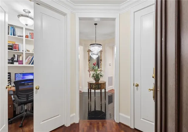 5th image of 77 Peachtree Pl Ne, Atlanta, GA 30309