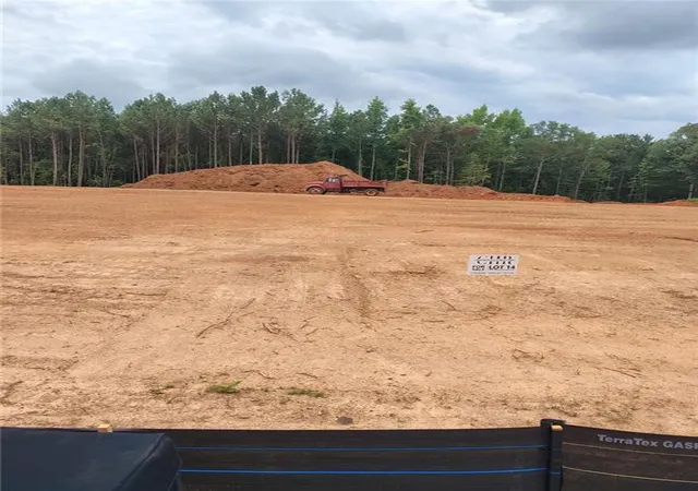Photo 2 of Land for sale at 1026 Queens Brg Way, Griffin, GA 30223 | MLS# 7816285 | Listing updated on 2026-08-06