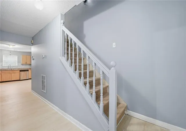4th image of 2125 Shoals Wy, Decatur, GA 30034 | MLS# 7748839