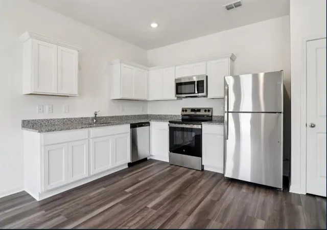 Photo 4 of Sale Pending at 3038 Acacia Cir, Douglasville, GA 30135 | MLS# 7805305 | Listing updated on 2026-09-01