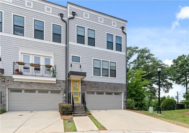 1st image of 2087 Holtz Ln, Atlanta, GA 30318 | MLS# 7763961