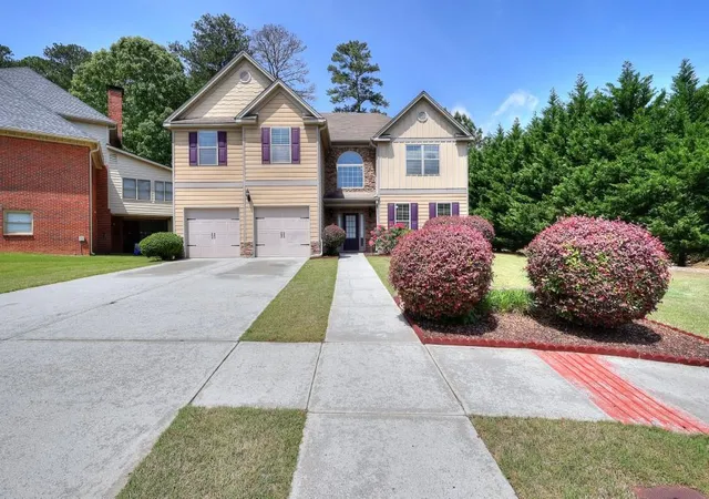 Photo 2 of Sale Pending at 2597 Corey Park Dr, Loganville, GA 30052 | MLS# 7817628 | Listing updated on 2026-10-02