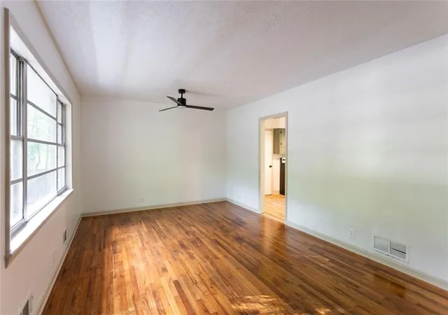 4th image of 1431 S Broad St, Monroe, GA 30655 | MLS# 7767814