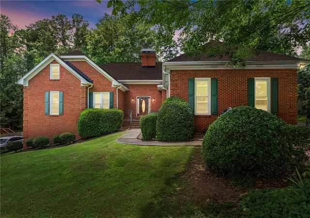 Homes for sale in Kennesaw, GA | 1199 Mountainside Tr Nw, Kennesaw, GA 30152 | MLS# 7801987
