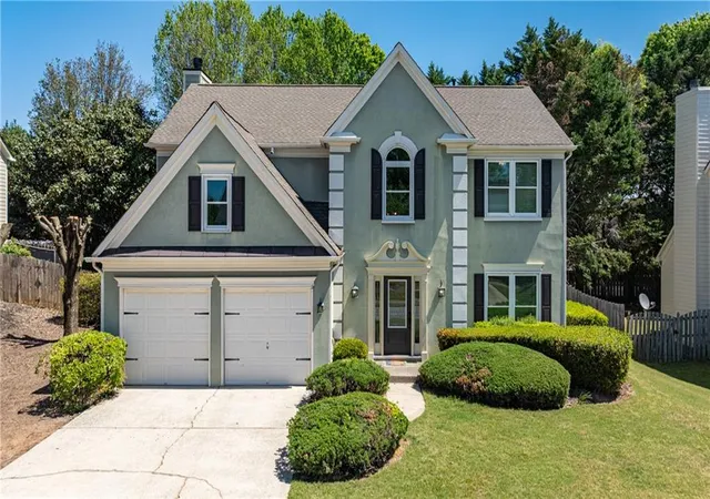 Homes for sale in Johns Creek, GA | 340 Stedford Ln, Johns Creek, GA 30097 | MLS# 7757931