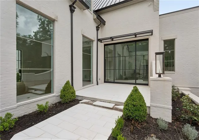 3rd image of 4845 Jett Rd, Sandy Springs, GA 30327 | MLS# 7778180