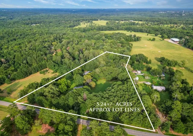 Photo 2 of Single family home for sale at 2067 Cleveland Rd, Bogart, GA 30622 | MLS# 7823412 | Listing updated on 2026-08-21
