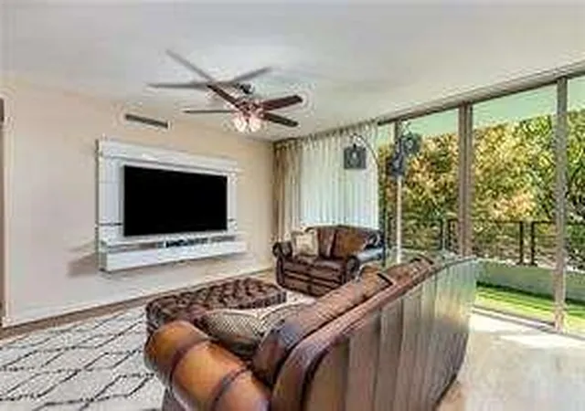 Homes for sale in Atlanta, GA | 700 Park Regency Pl #APT 603, Atlanta, GA 30326 | MLS# 7753817