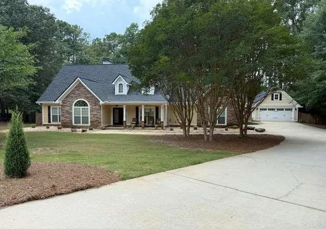 1st image of 304 Pembroke Ct, Mcdonough, GA 30252 | MLS# 7799491
