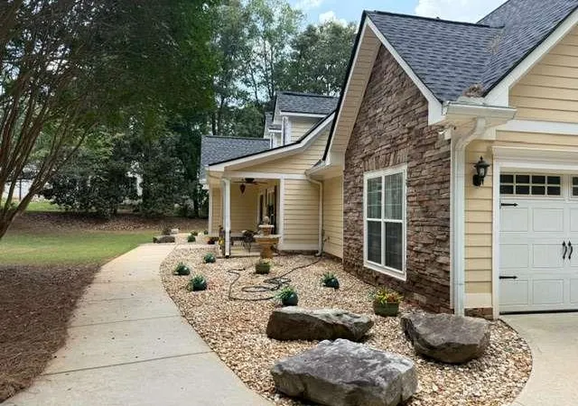 2nd image of 304 Pembroke Ct, Mcdonough, GA 30252 | MLS# 7799491