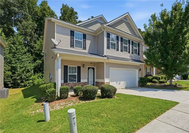 Photo 2 of Single family home for sale at 673 Boulder Run, Hiram, GA 30141 | MLS# 7828465 | Listing updated on 2026-09-10
