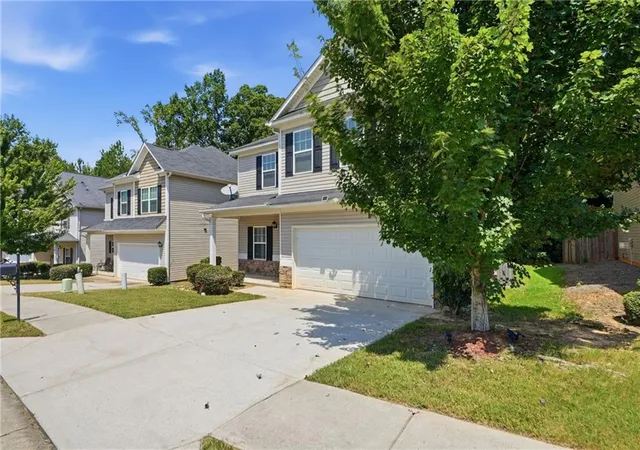 Photo 3 of Single family home for sale at 673 Boulder Run, Hiram, GA 30141 | MLS# 7828465 | Listing updated on 2026-09-10