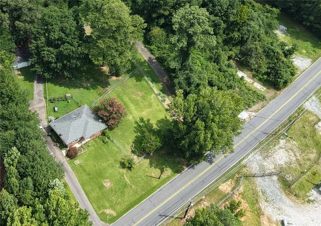 Photo 1 of Single family home for sale at 2421 Maner Rd Se, Atlanta, GA 30339 | MLS# 7828950 | Listing updated on 2026-08-31