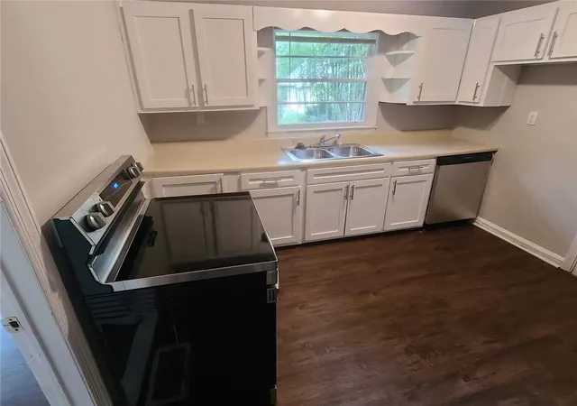 4th image of 478 Pine Dr, Stone Mountain, GA 30083 | MLS# 7796058