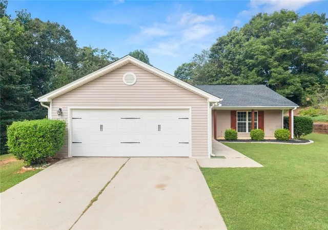 1st image of 5352 Rocky Meadow Trl, Lula, GA 30554 | MLS# 7810408