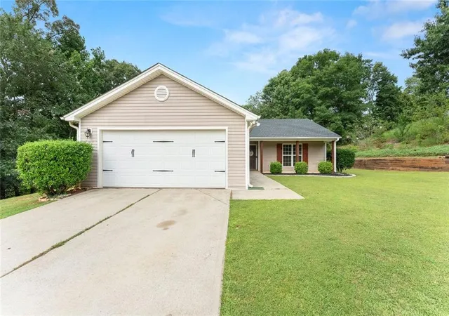 2nd image of 5352 Rocky Meadow Trl, Lula, GA 30554 | MLS# 7810408