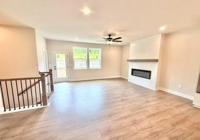 2nd image of 364 Sunset Hollow St, Sugar Hill, GA 30518 | MLS# 7803189