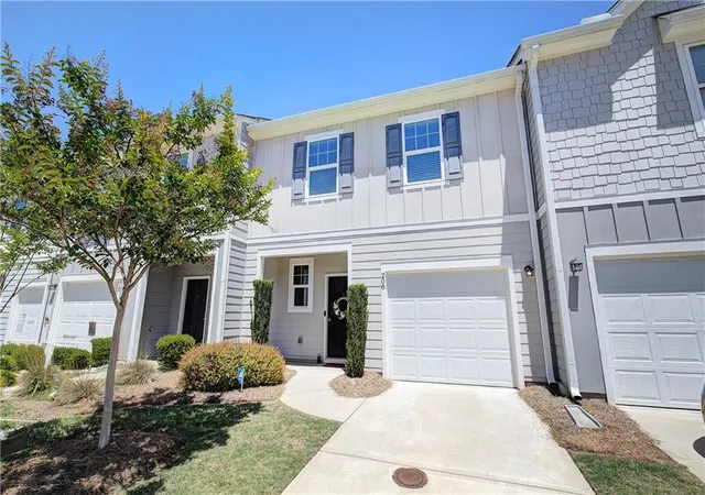 Photo 2 of Townhouse for sale at 208 Grand Central Way, Cartersville, GA 30120 | MLS# 7759383 | Listing updated on 2026-08-28