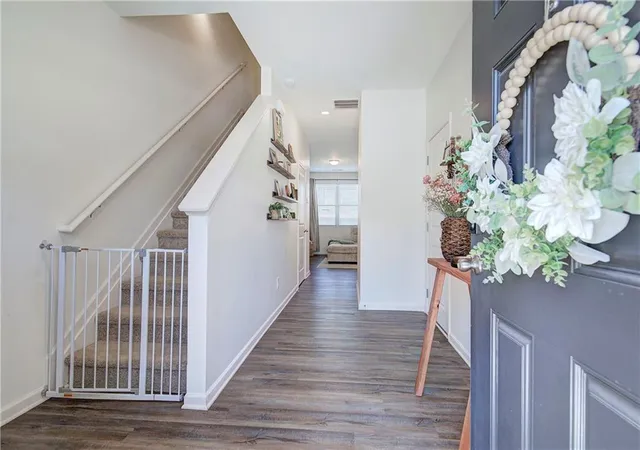 Photo 3 of Townhouse for sale at 208 Grand Central Way, Cartersville, GA 30120 | MLS# 7759383 | Listing updated on 2026-08-28