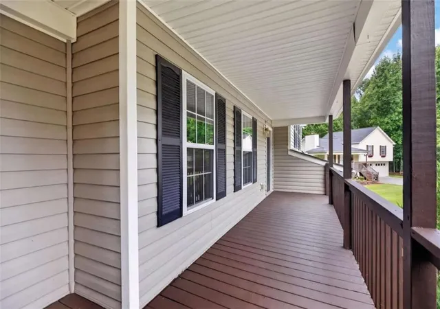 Photo 3 of Sale Pending at 185 Wyngate Ct, Dallas, GA 30157 | MLS# 7807268 | Listing updated on 2026-08-25