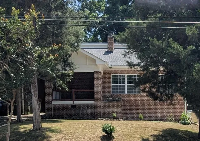 Photo 1 of Single family home for sale at 1170 Donnelly Ave Sw, Atlanta, GA 30310 | MLS# 7785356 | Listing updated on 2026-09-05