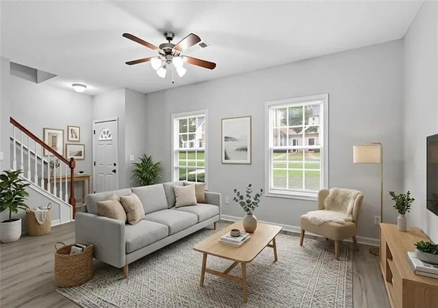3rd image of 8642 Thomas Ln, Riverdale, GA 30274 | MLS# 7785241
