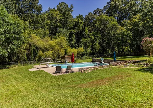 2nd image of 13 Greenbriar Ln, Rome, GA 30161 | MLS# 7826635