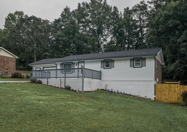 Homes for sale in Douglasville, GA | 3313 Stoneybrook Dr, Douglasville, GA 30134 | MLS# 7780332